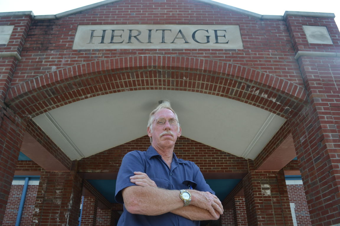 Custodian goes above and beyond to help kids | News