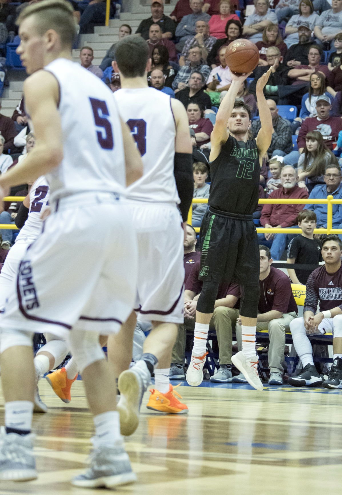 16th Region Boys Semifinal West Carter v Rowan