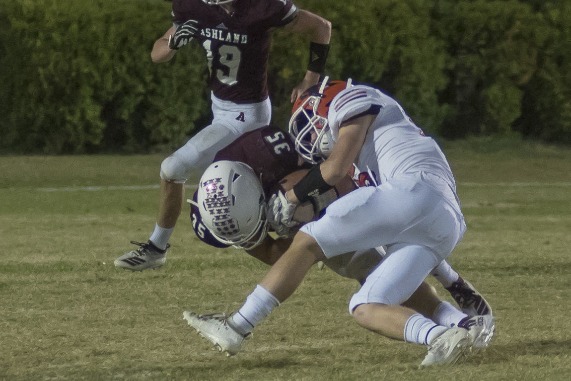 Steele Workman makes an interception in the 4th.JPG