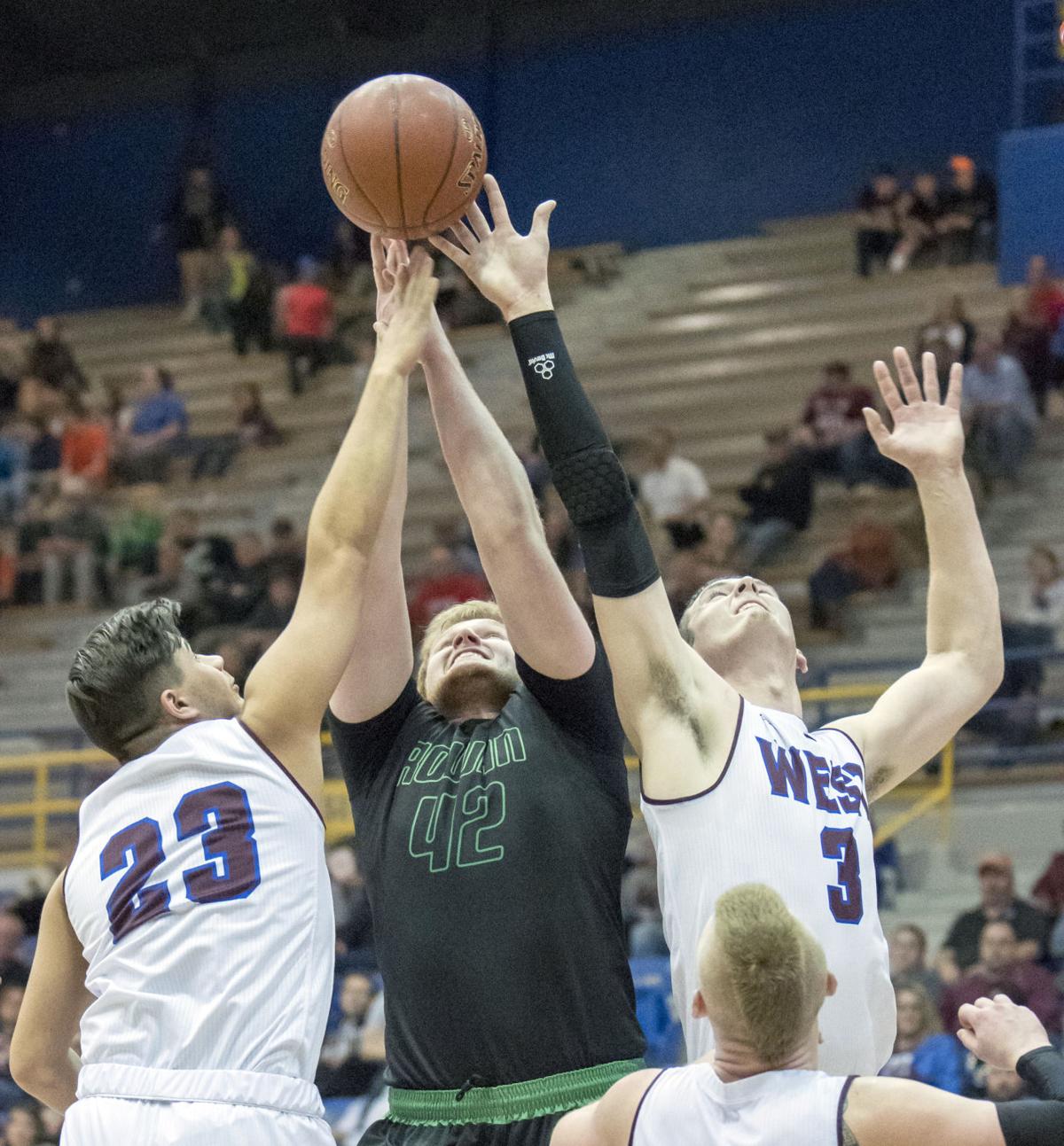 16th Region Boys Semifinal West Carter v Rowan