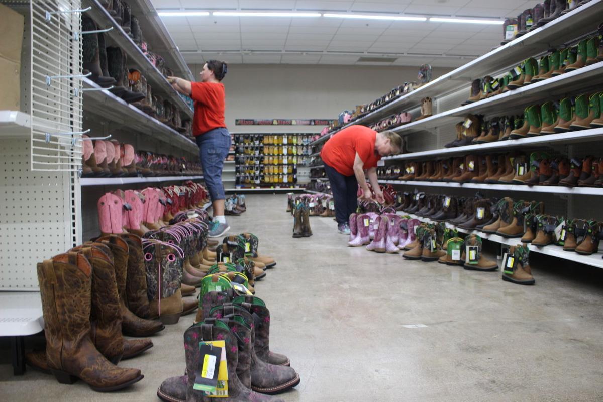 rural king cargo pants