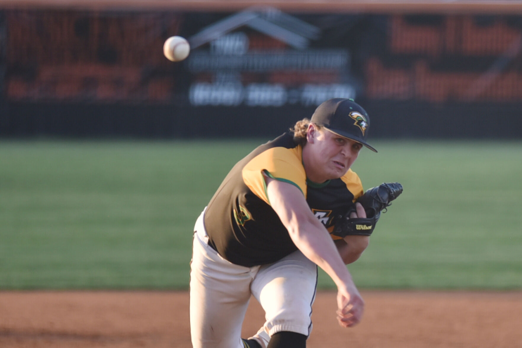 2022-23 Tony Curnutte Memorial Male Sportsman Of The Year: Wired For ...