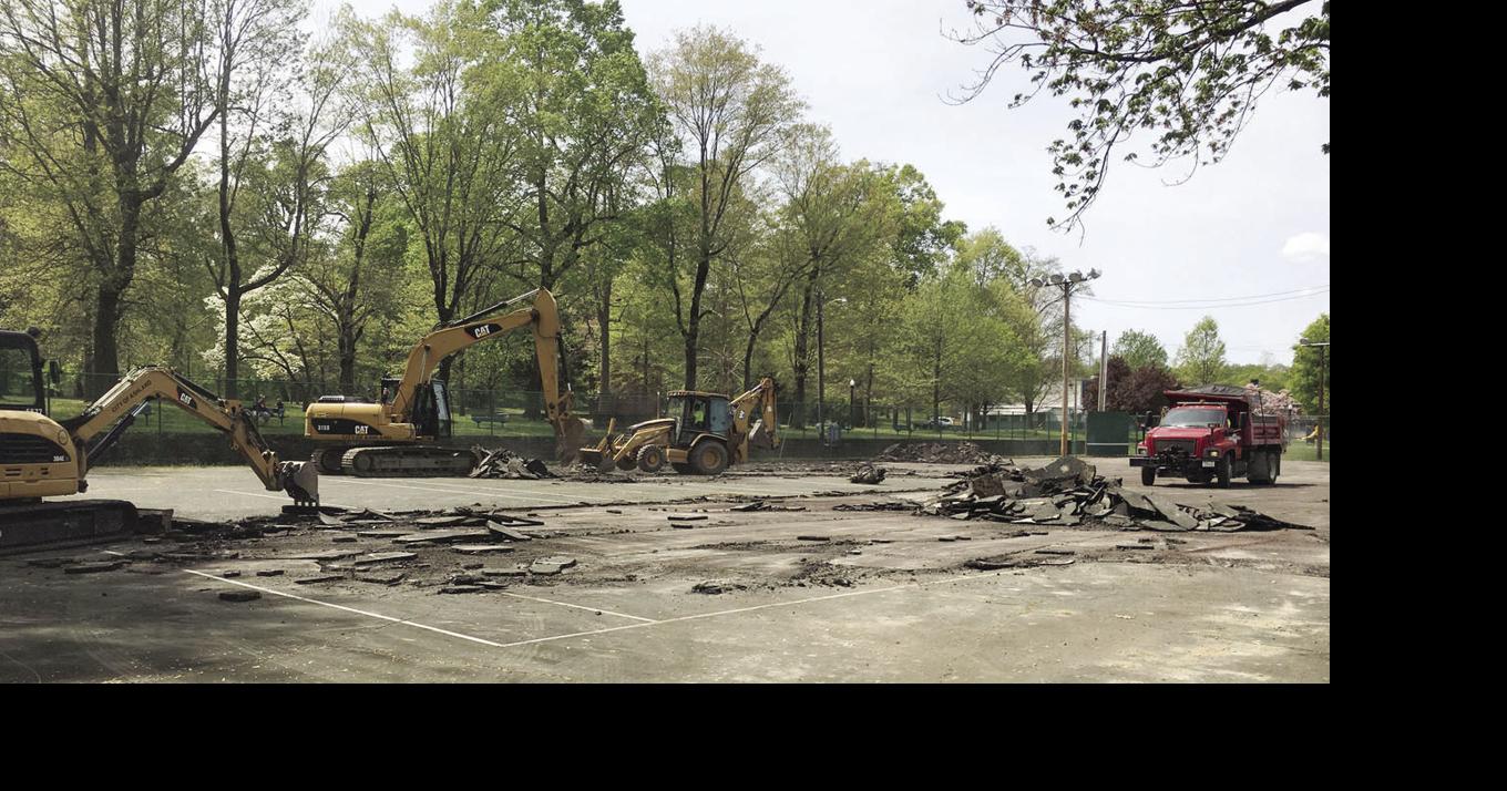 Tennis court project underway | News | dailyindependent.com