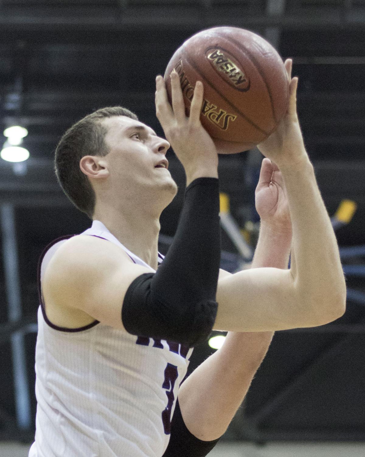 16th Region Boys Semifinal West Carter v Rowan