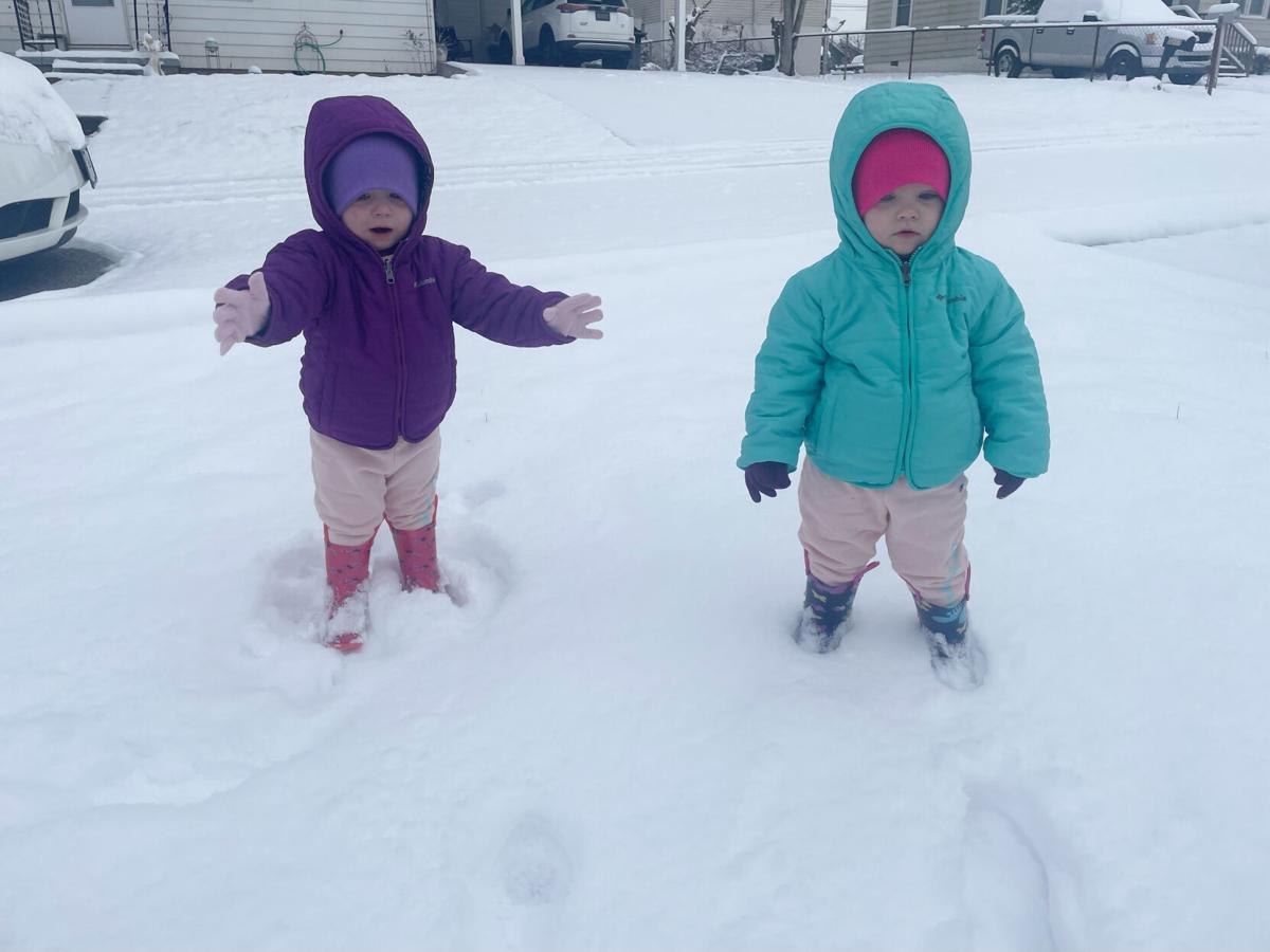 0108kidssnow32.jpg