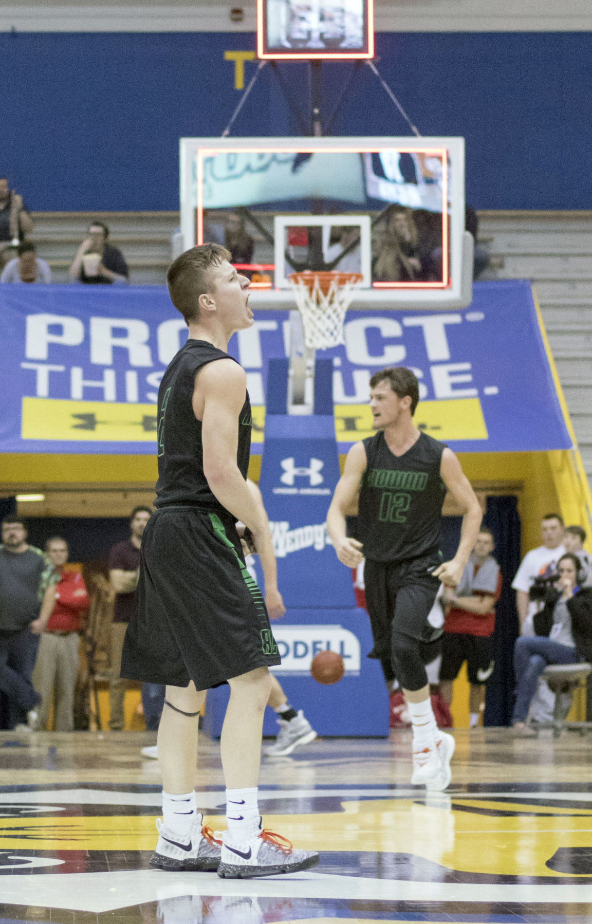 16th Region Boys Semifinal West Carter v Rowan