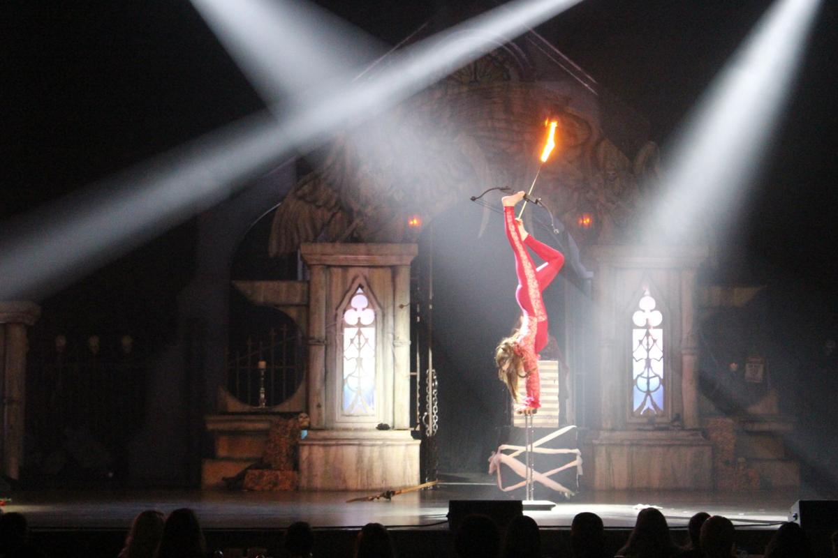 Acrobatic archer
