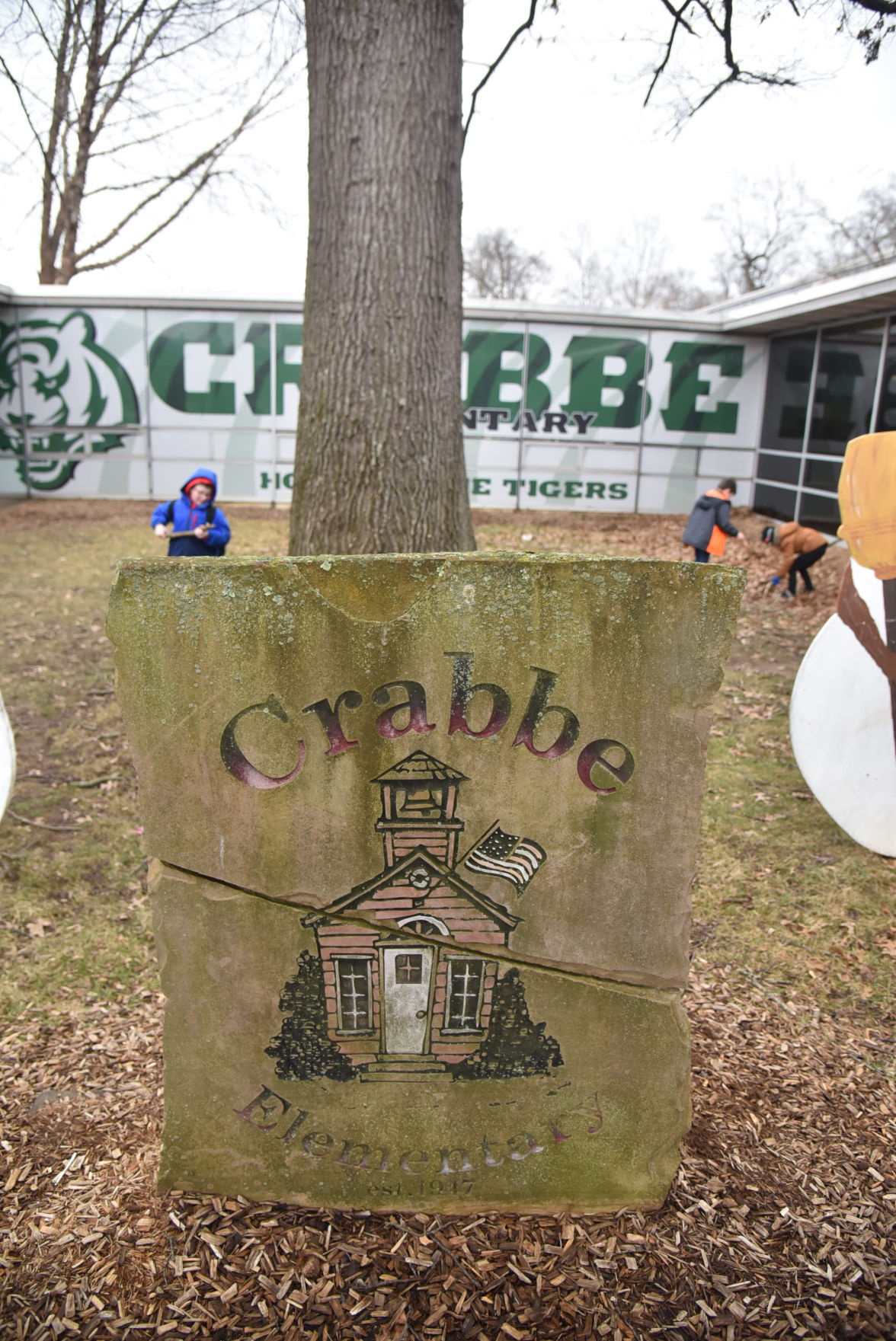Crabbe teachers, parents uneasy about possible changes News
