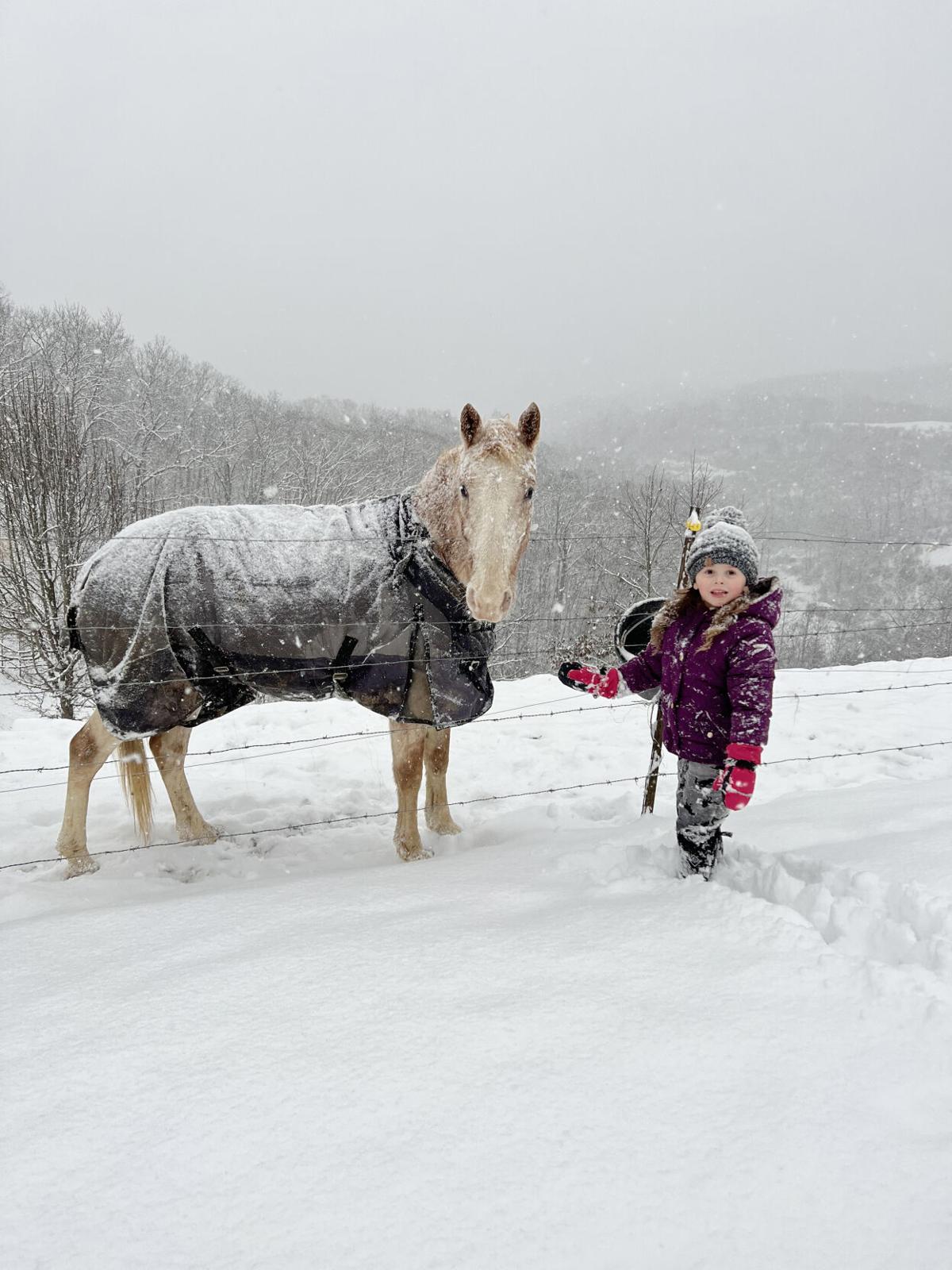 0108kidssnow30.jpg