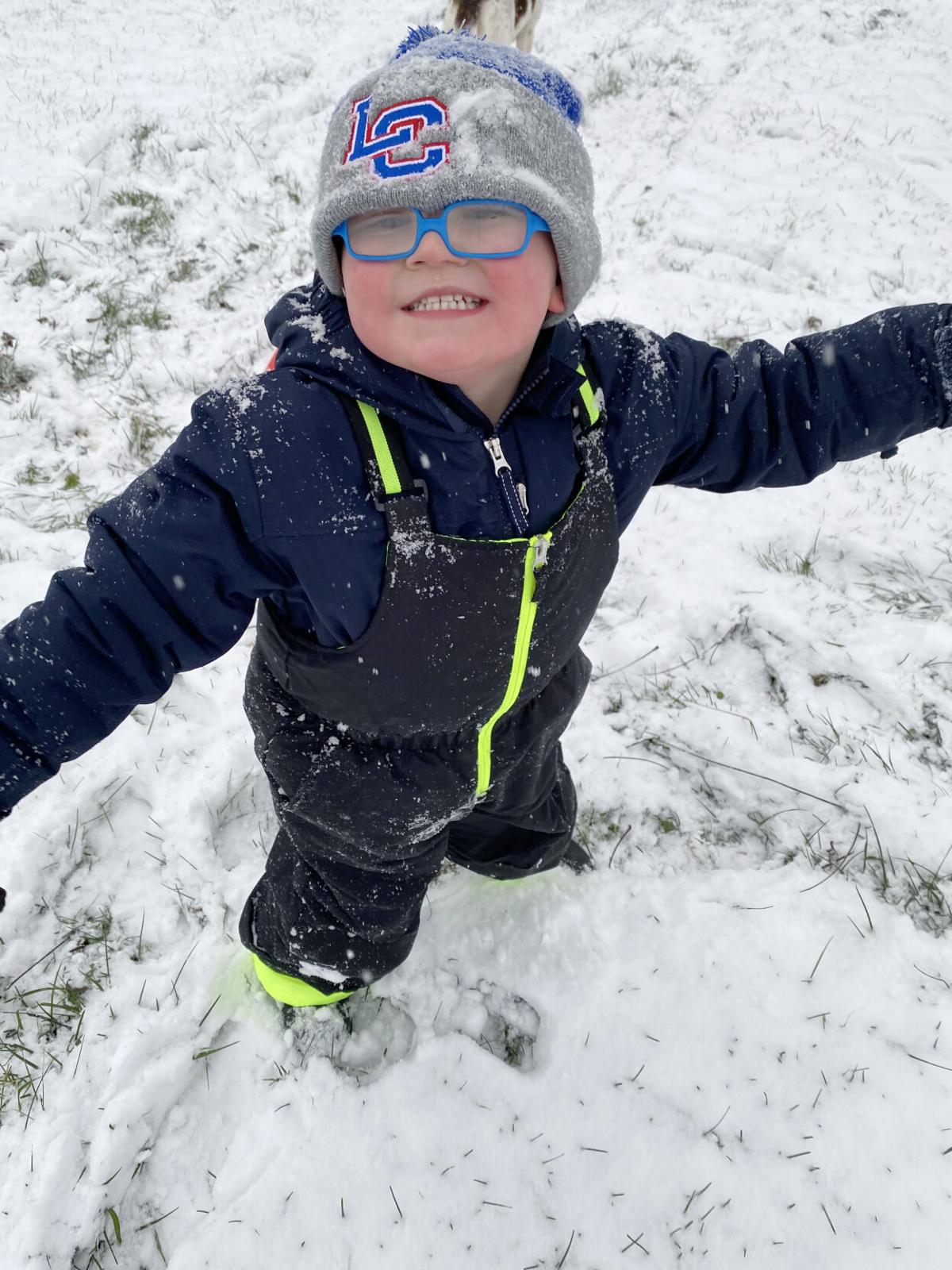 0108kidssnow26.jpg