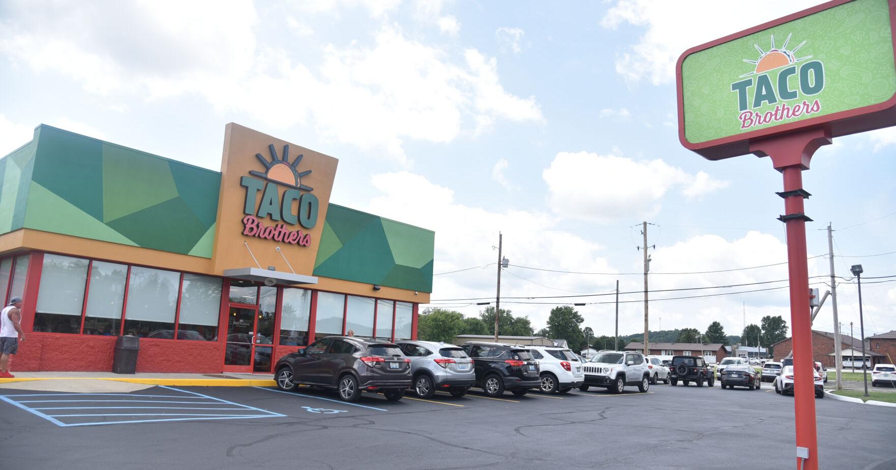 Brothers unite to open 7th restaurant - Vimarsana News