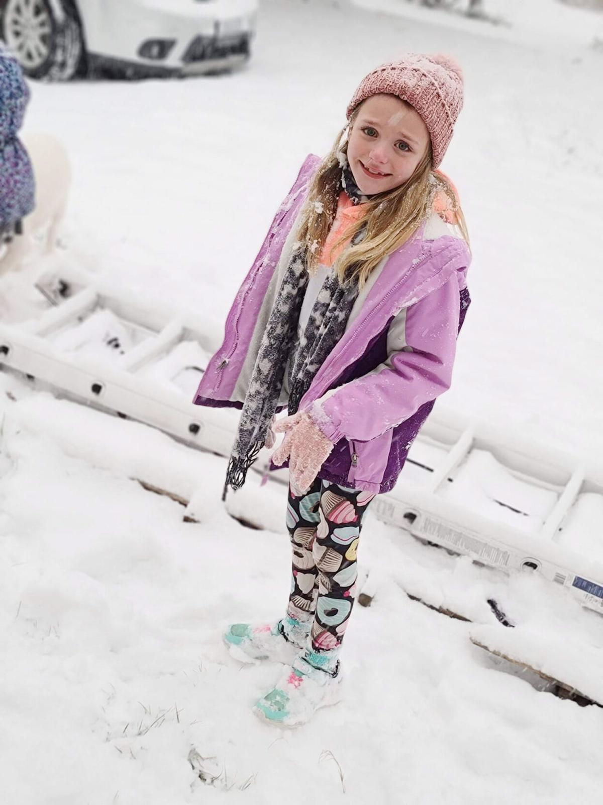0108kidssnow23.jpg