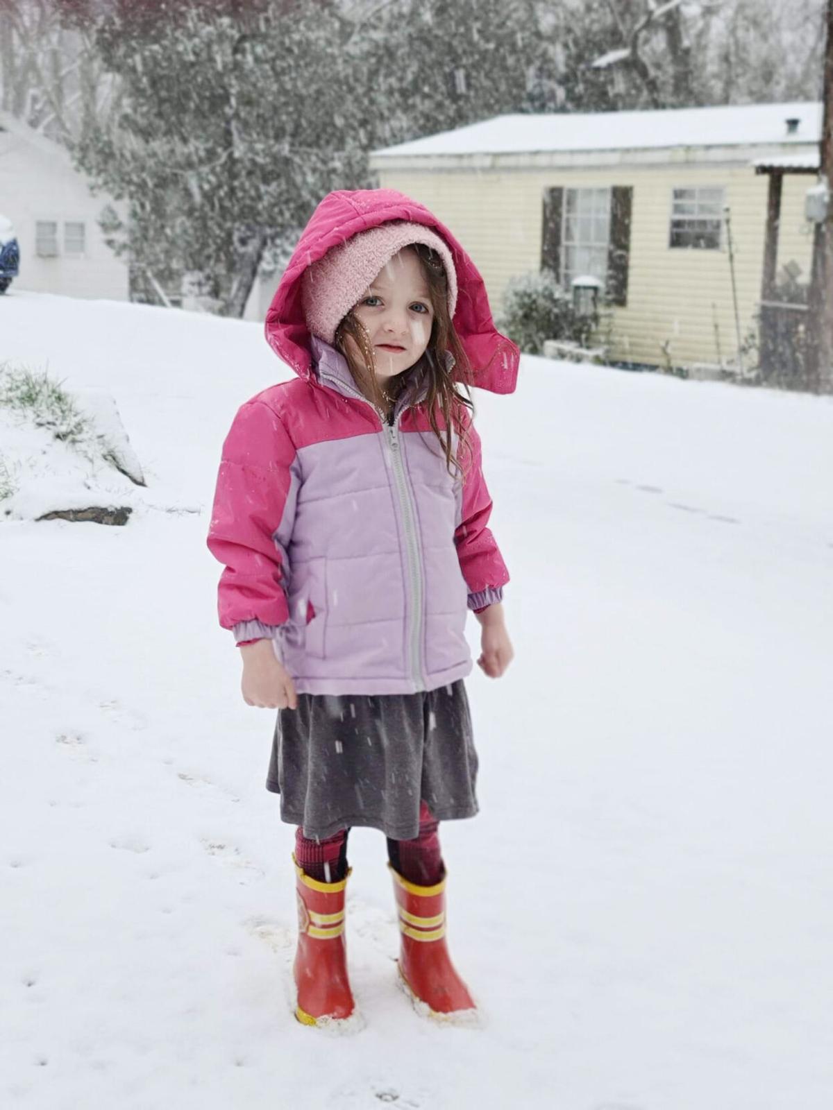 0108kidssnow22.jpg