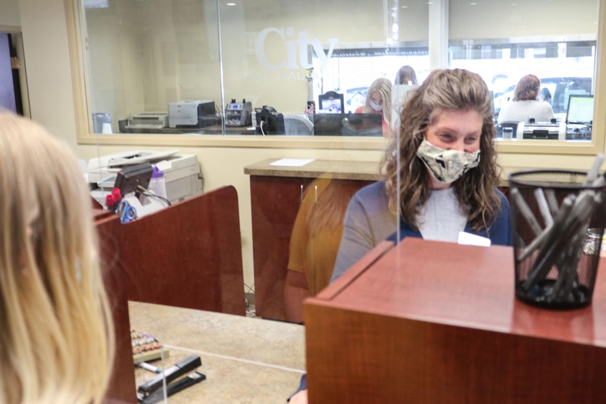 Can Bank On It Cooksey People Have To Be Able To Get To Their Money News Dailyindependent Com,Living Gris Y Blanco