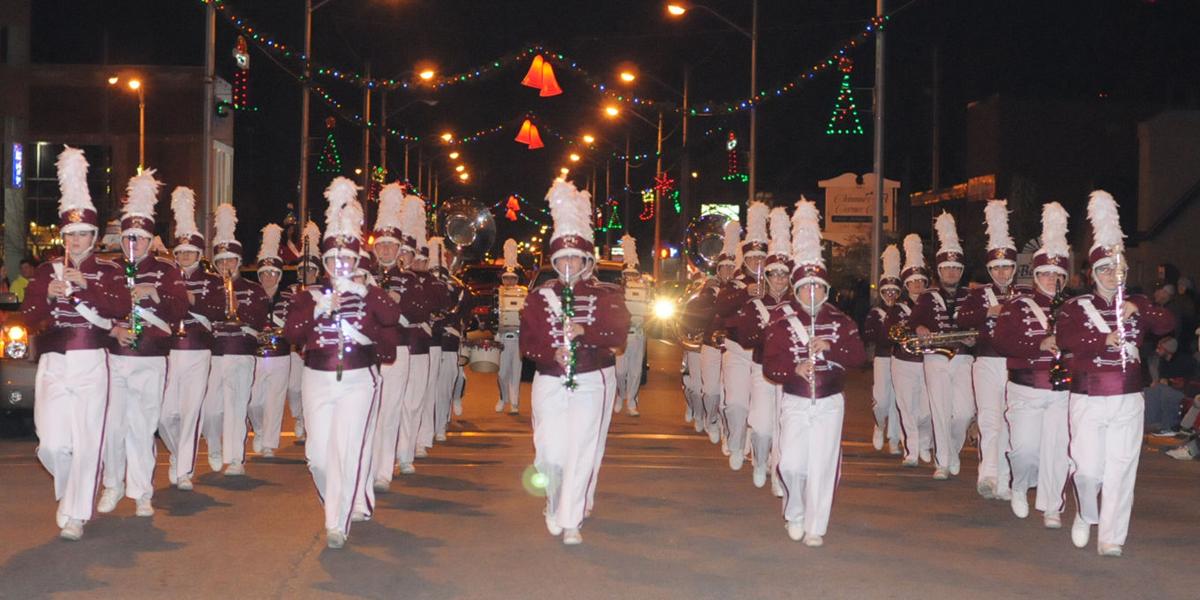 2022 Ashland Christmas Parade Band Results Christmas Movies Theme For Wwol Parade (With Parade Lineup) | News |  Dailyindependent.com