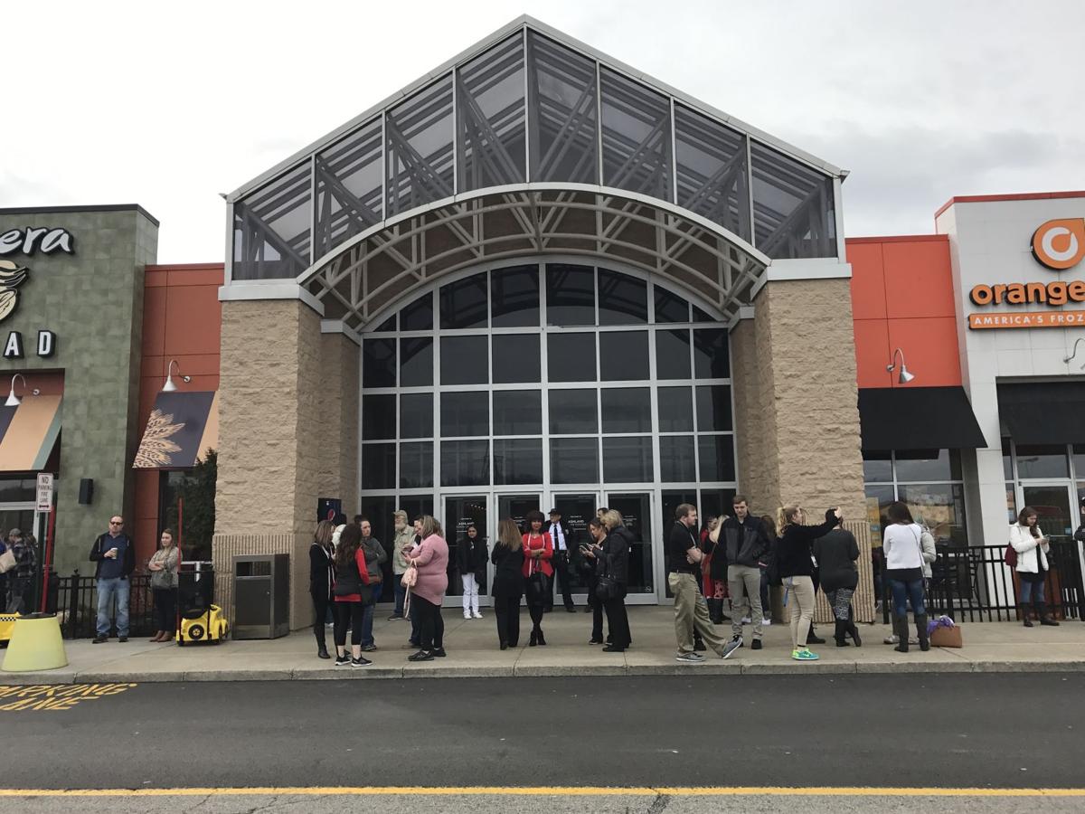 UPDATED Ashland mall reopens after small fire in Victoria’s Secret
