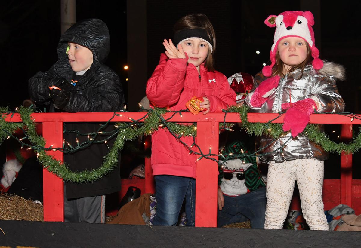 Ashland Christmas Parade 2022 Ashland Christmas parade a big hit News