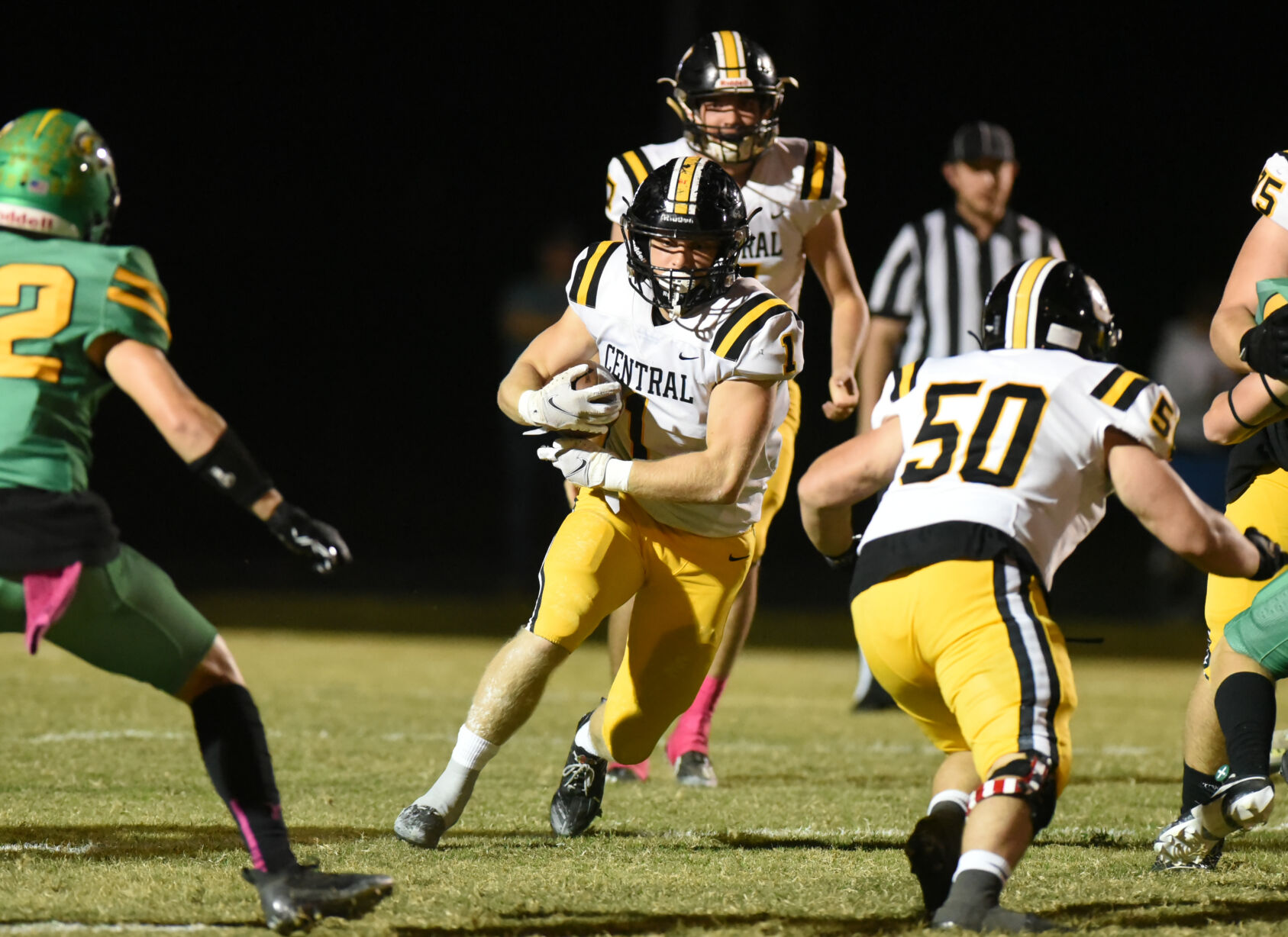 Johnson Central Dominates Greenup County with 393 Rushing Yards in 14th Consecutive Victory