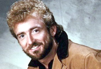 Paying a Visit to Keith Whitley - Saving Country Music