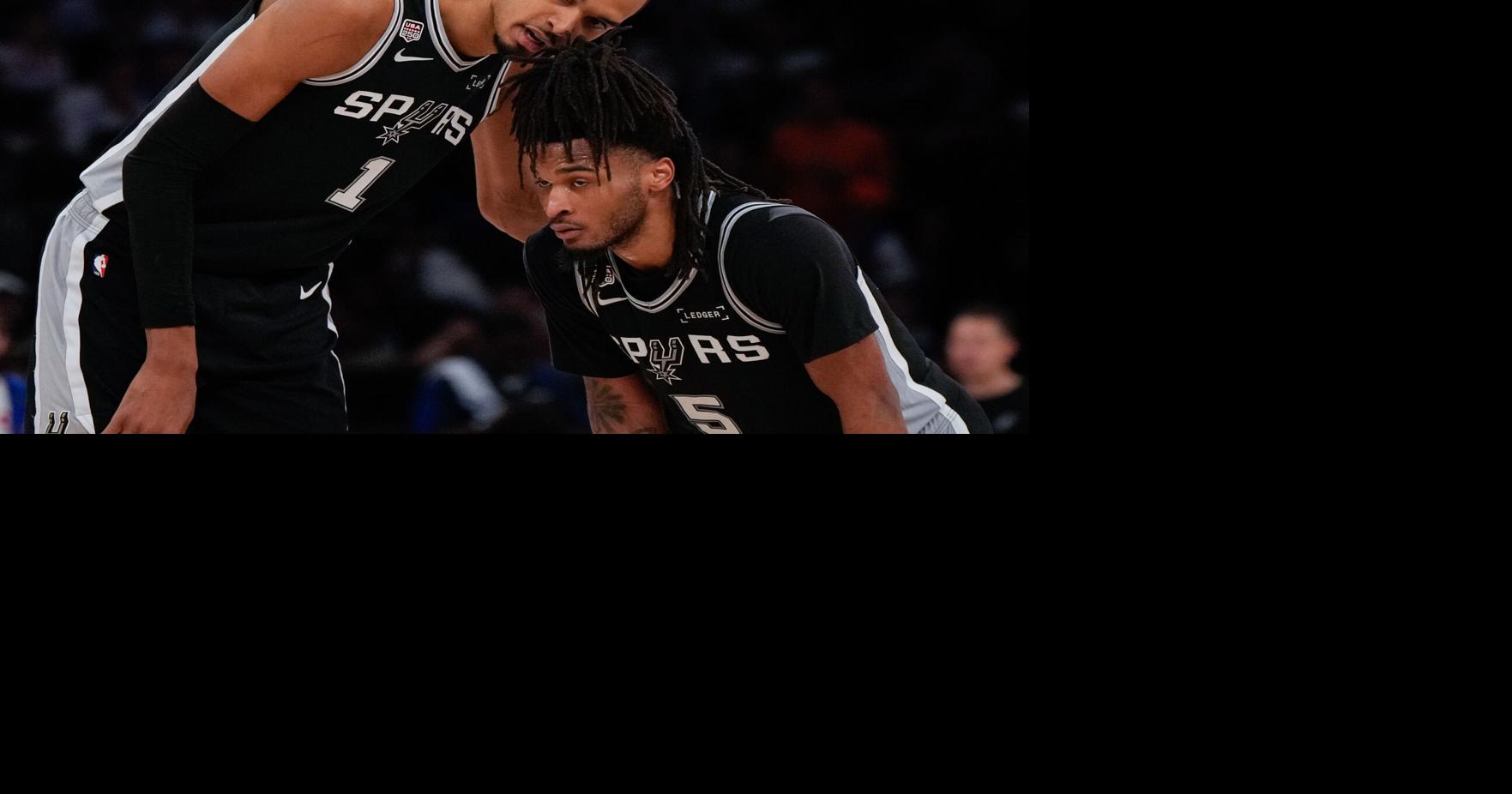 Knicks complete record rally from 29 points down and beat Spurs 107-106 for 3-1 NBA Finals lead