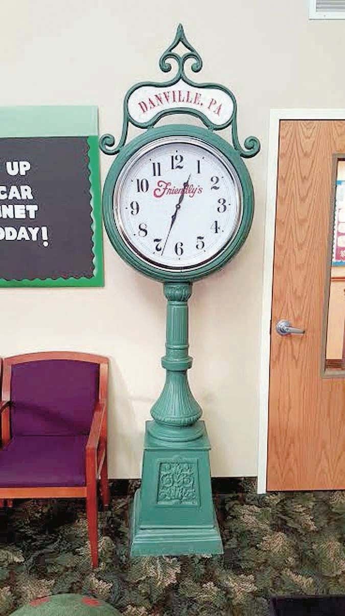 restaurant clock