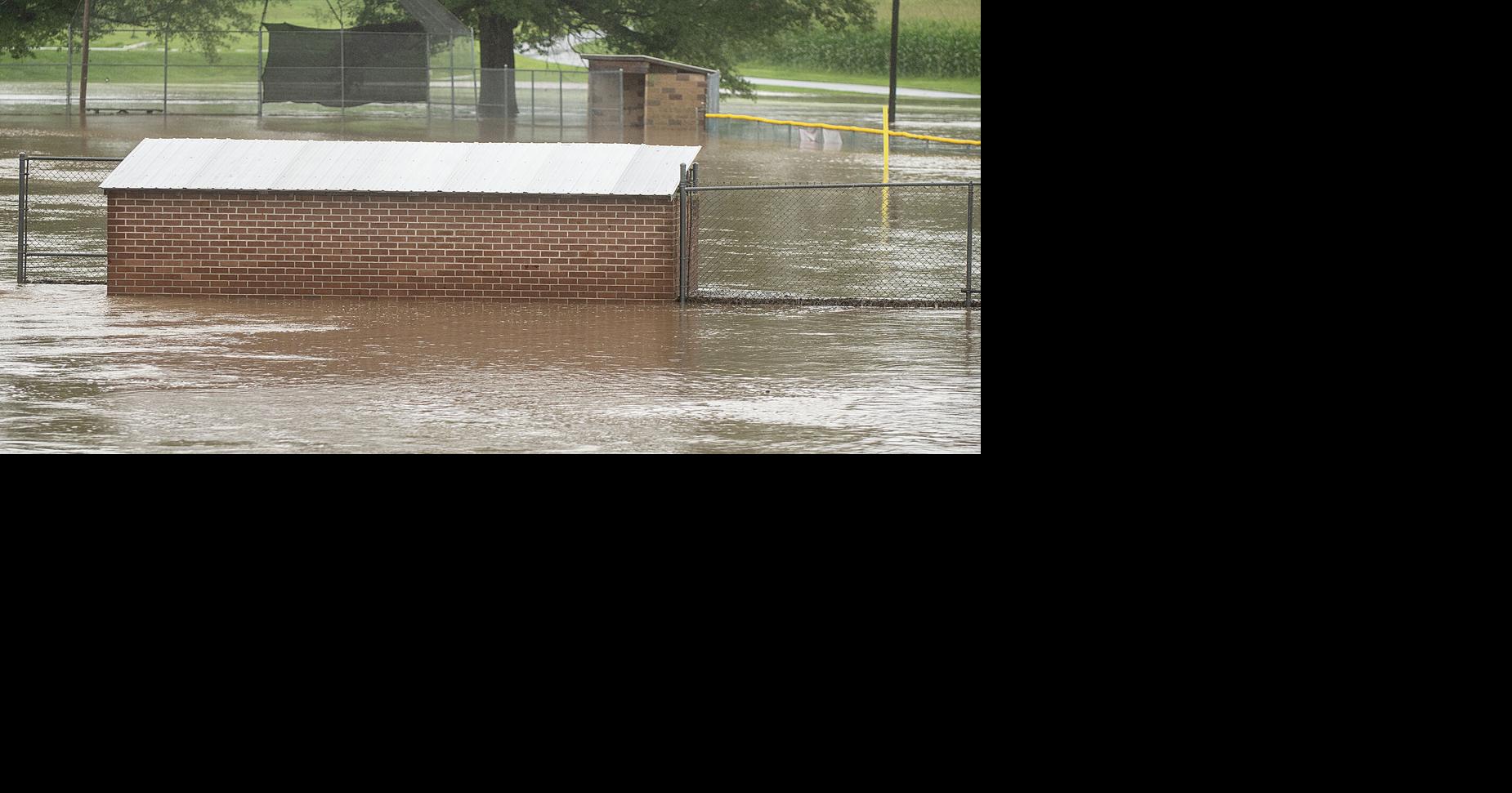 Storm brings heavy rainfall, flooding to Valley; meteorologist predicts ...