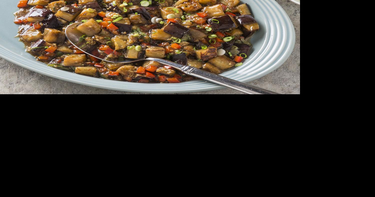 Eggplant vitalized with garlic and basil sauce Food