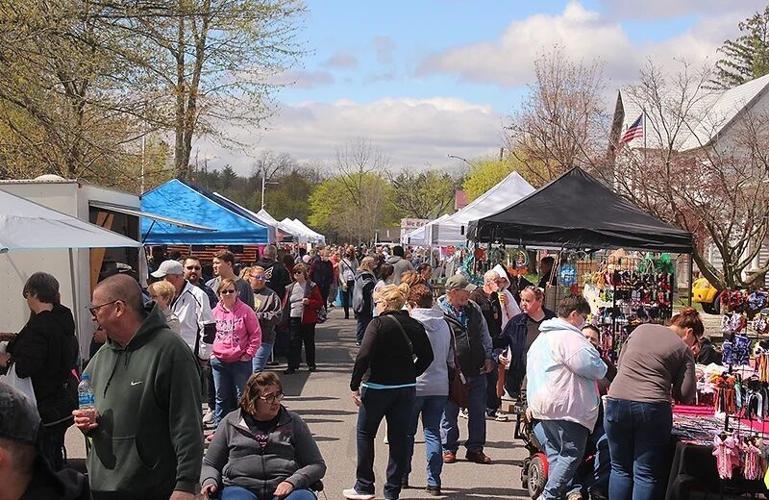 Bacon Fest brings big crowds to McClure park Applause