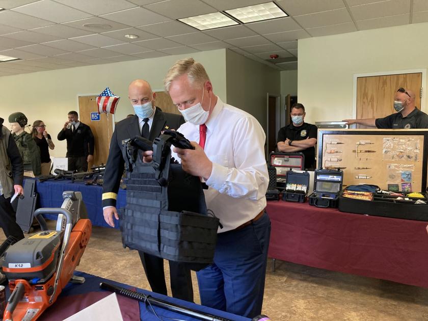 Job fair at Lewisburg, Allenwood federal prisons draws dozens News