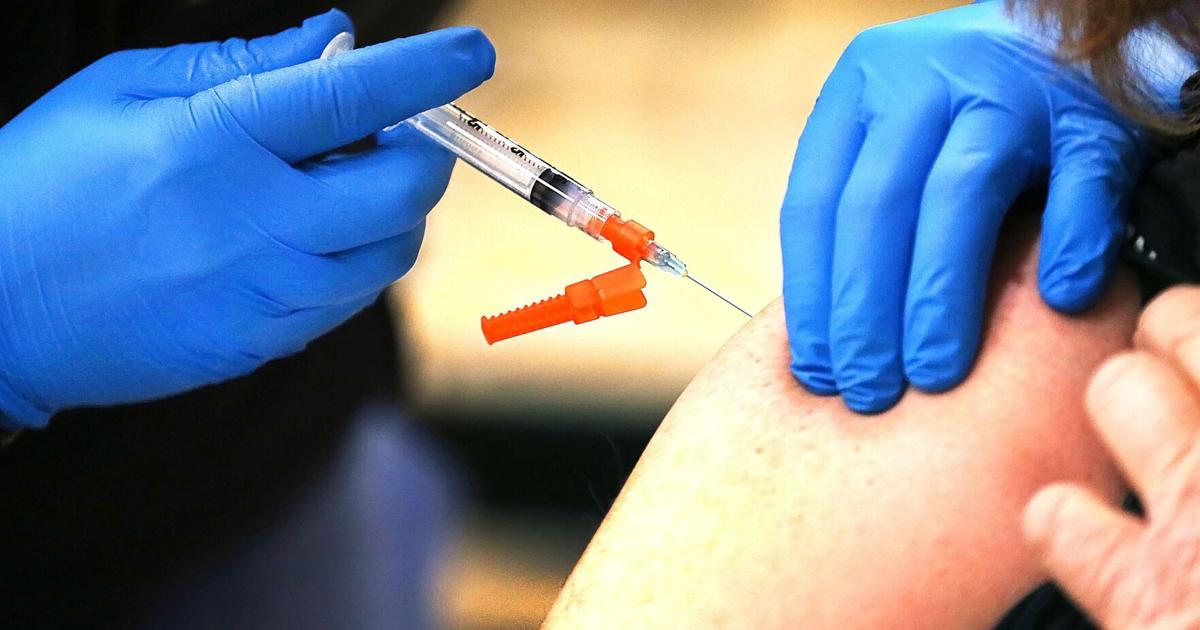 Pharmacies in Pa. can now give COVID shots. That doesn’t mean widespread access will follow.