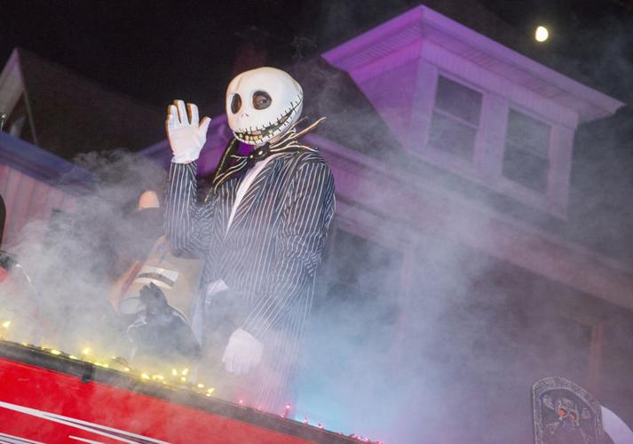 Thousands line streets for Sunbury Halloween parade Local News