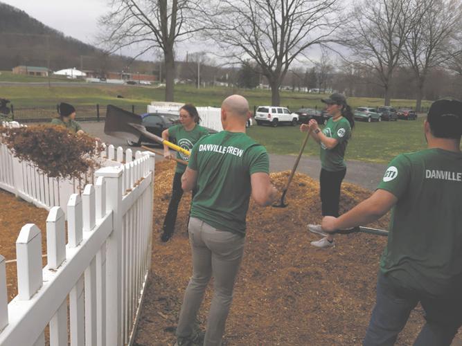 Green Thumb Industries employees spruce up shelter | News | dailyitem.com