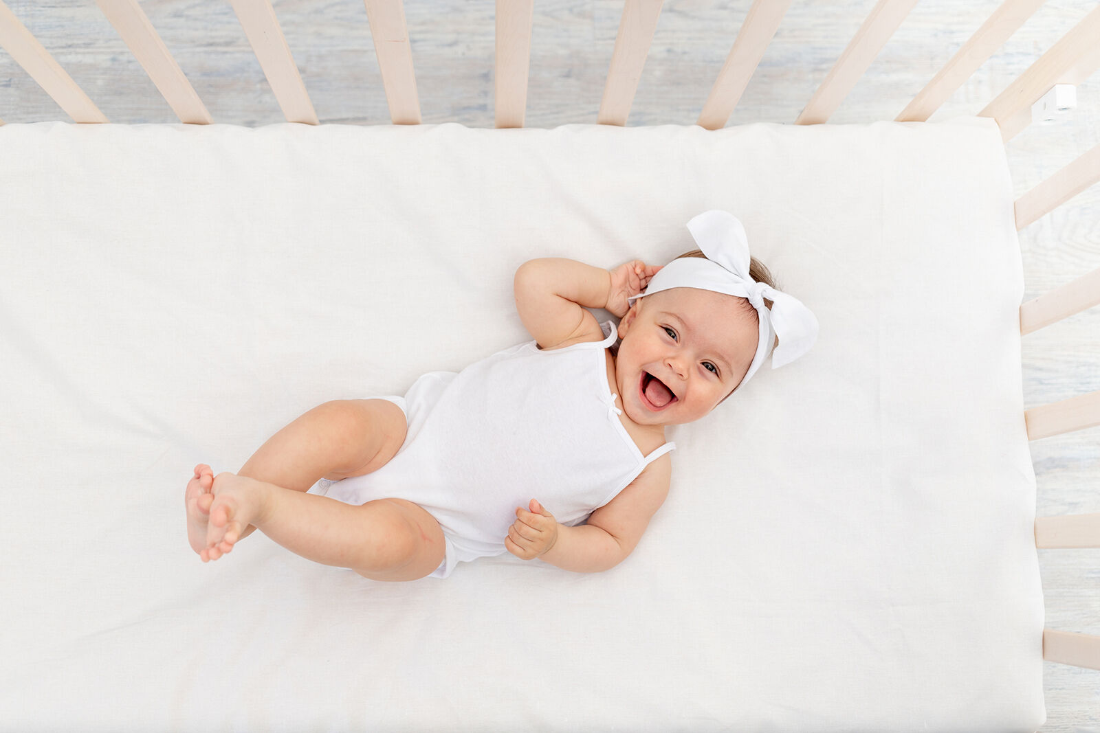 Propping up crib clearance mattress