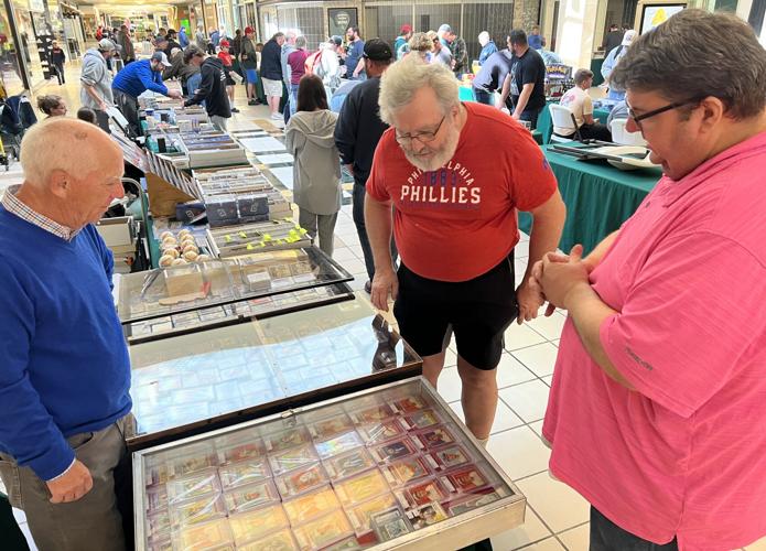 Sports card show draws hundreds at Susquehanna Valley Mall News