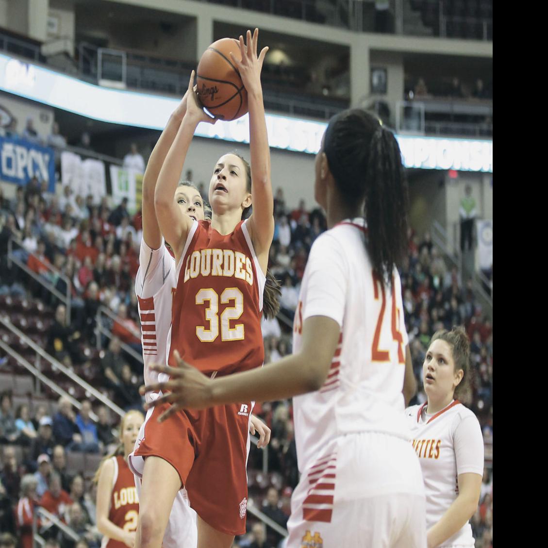 North Catholic S Size Wears Down Lourdes Regional In Piaa Class A