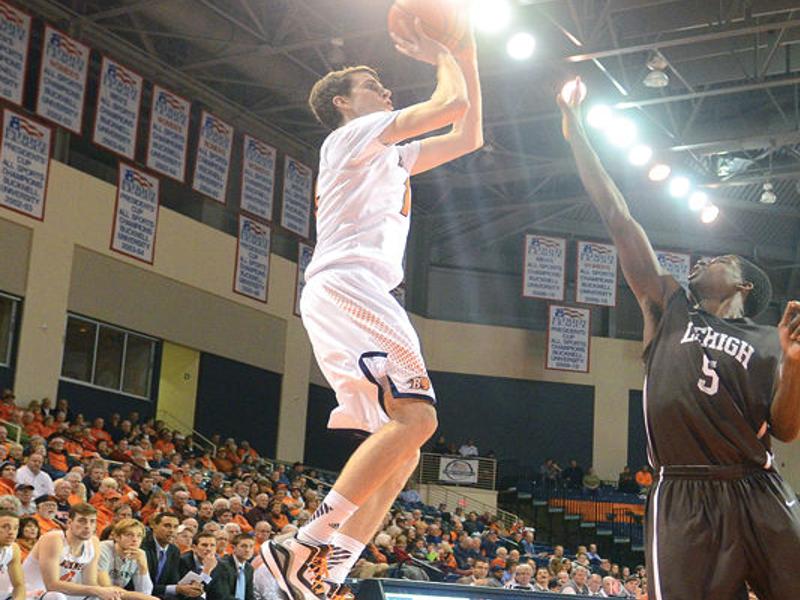 Men S Basketball Bucknell Picked To Finish Behind Lehigh Sports Dailyitem Com
