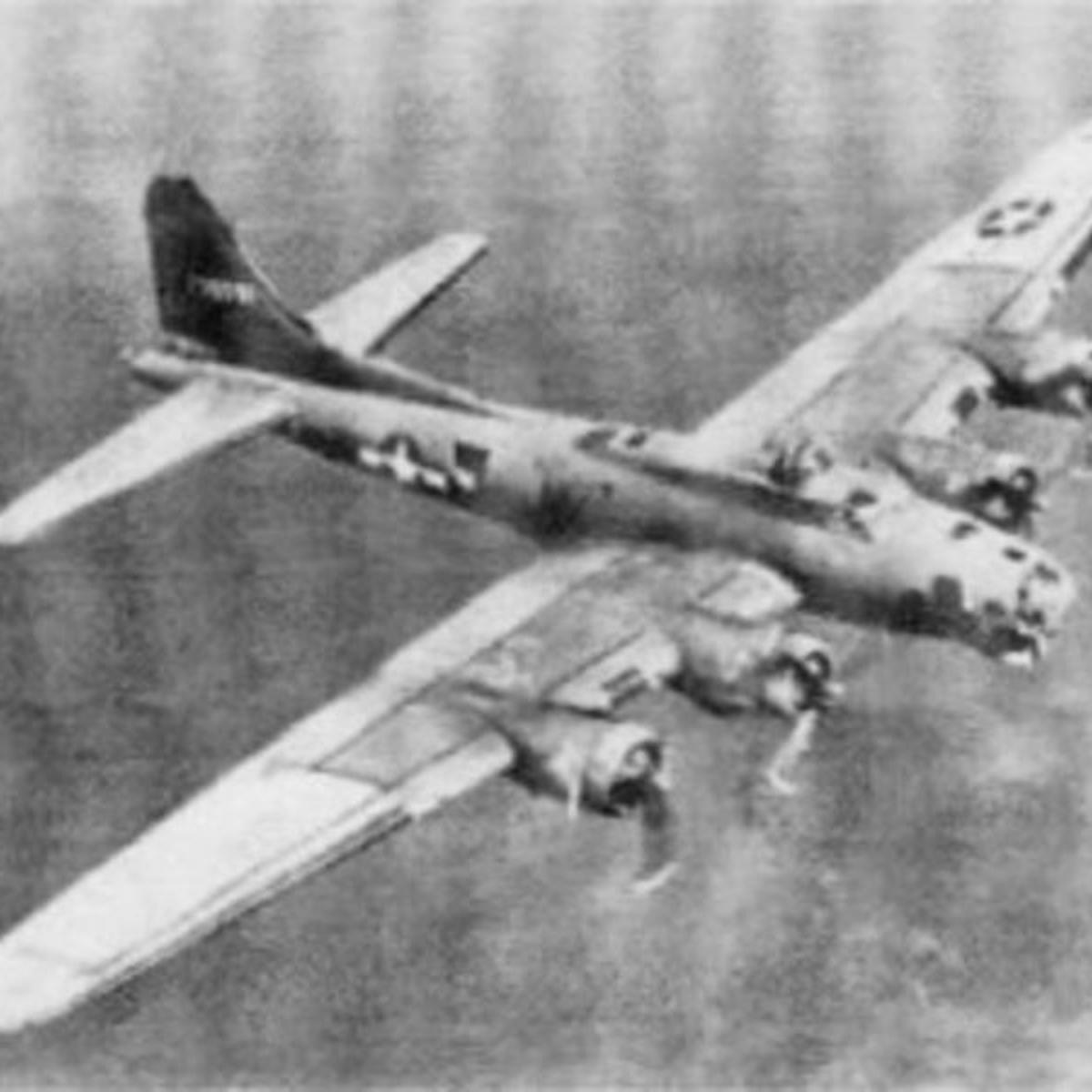 Joe Details The Differences Between The Famous World War Ii Bombers The B 17 Flying Fortress And The B 24 Liberator Lifestyles Dailyitem Com Joe Details The Differences Between The Famous World War Ii Bombers The B 17 Flying Fortress And The B 24 Liberator Lifestyles Dailyitem Com