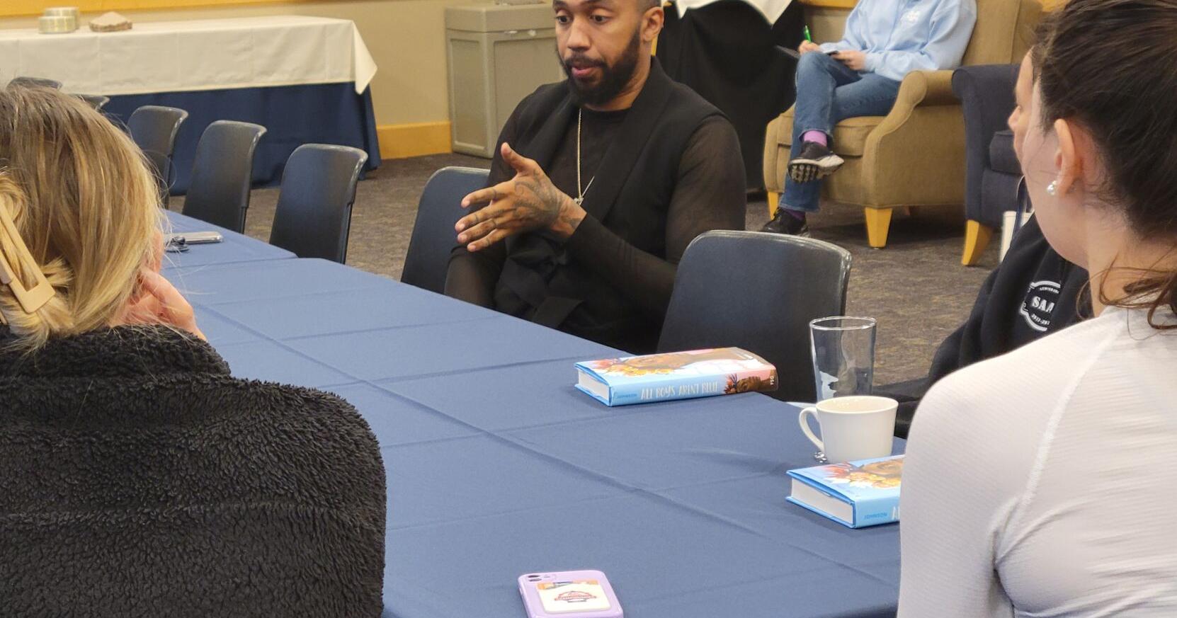 Author at Bucknell: 'Protect storytelling' - Vimarsana News