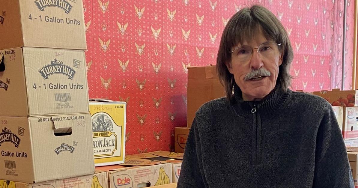 Retired Selinsgrove book store owner preparing for auction