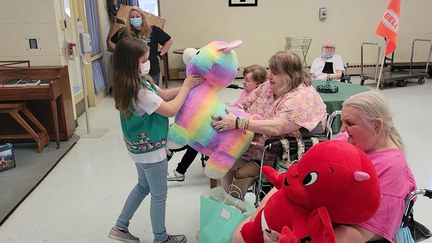 Fourth-grade Junior Girl Scout donates care packages to Mountain View ...