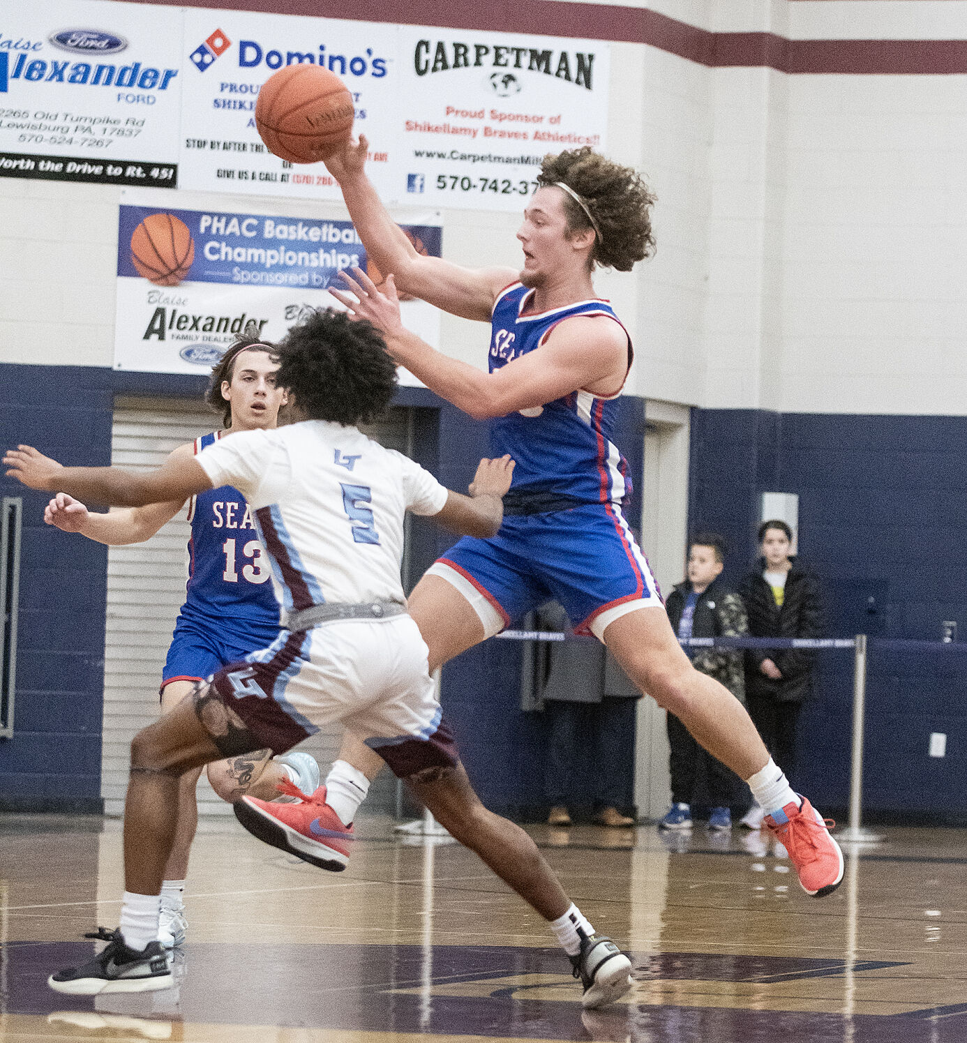 Selinsgrove Faces Tough Losses to Danville and Loyalsock, Prepares for District Playoffs with Coach’s Positive Outlook