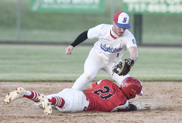 Seals' Hoover excels despite Injury Sports