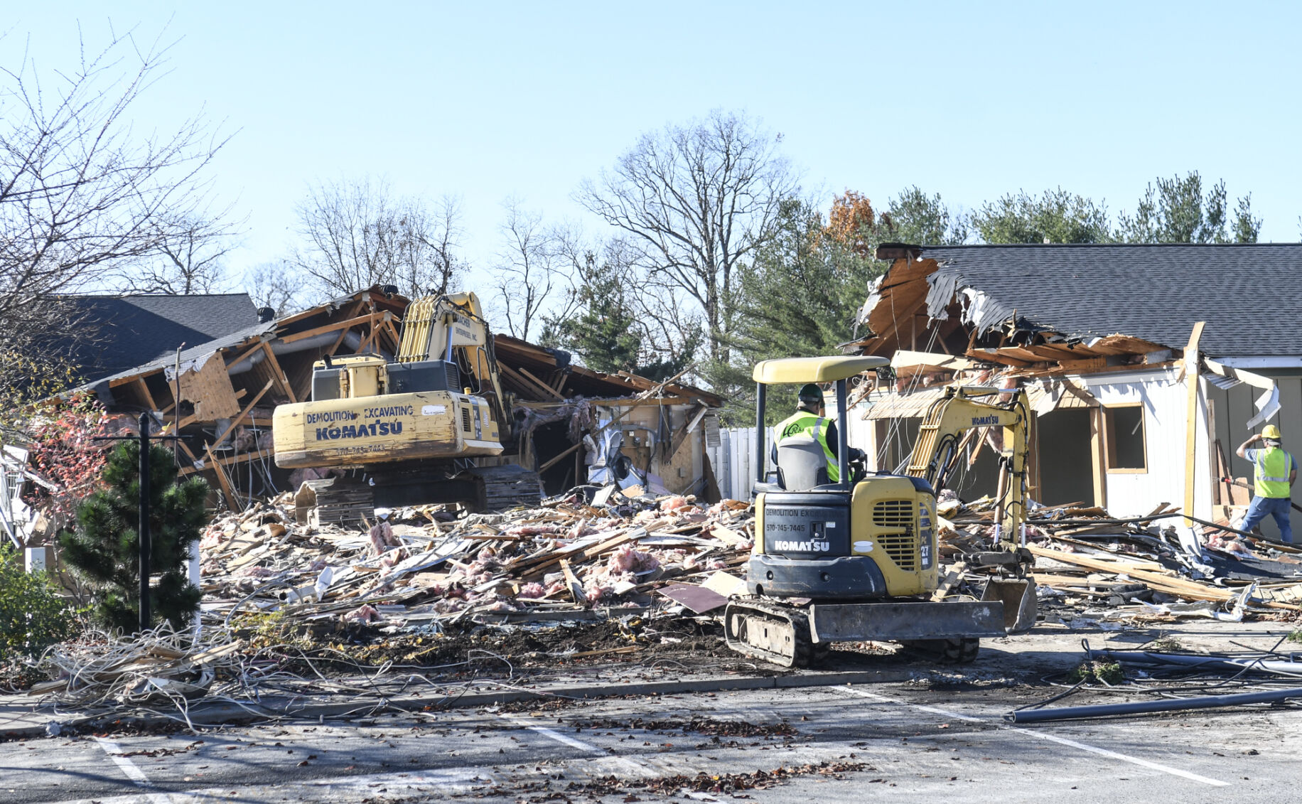 Exterior Demolition Begins At Country Cupboard News Dailyitem Com   63696d21a8e2e.image 