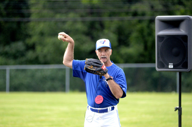 Baseball: Former pros Butler, Gordon spread joy, gospel, Sports