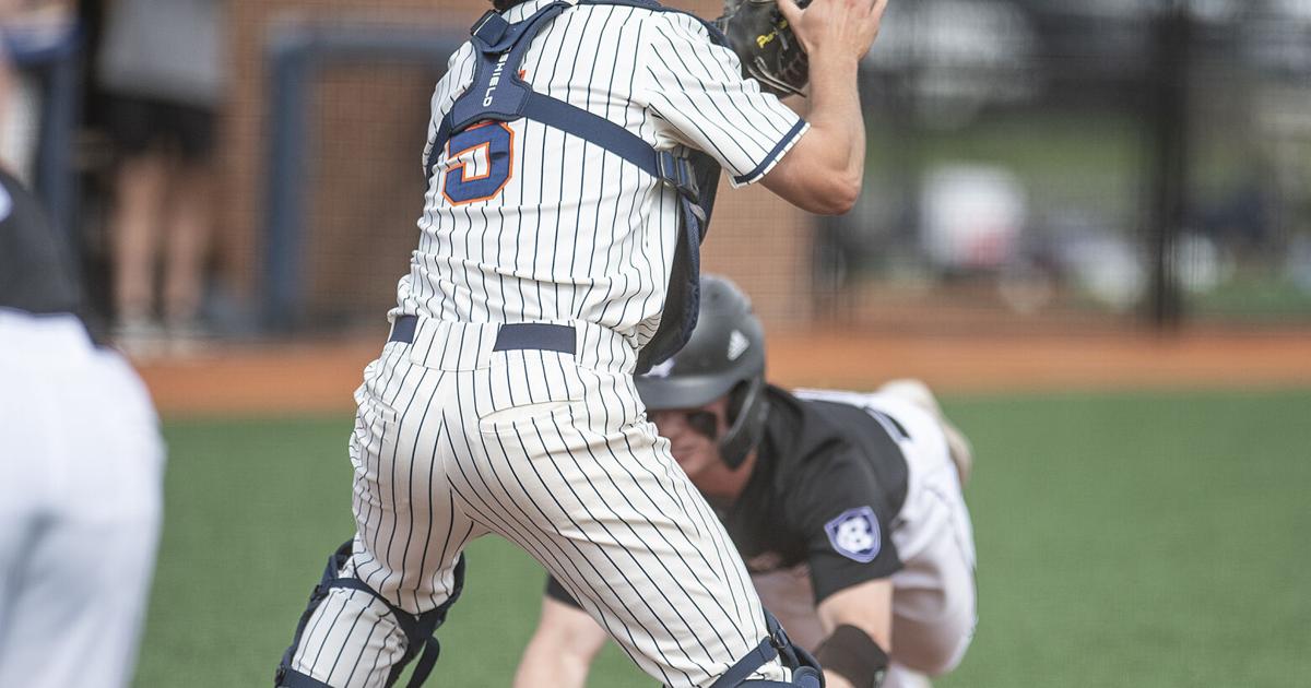 Bucknell falls to Holy Cross in title game
