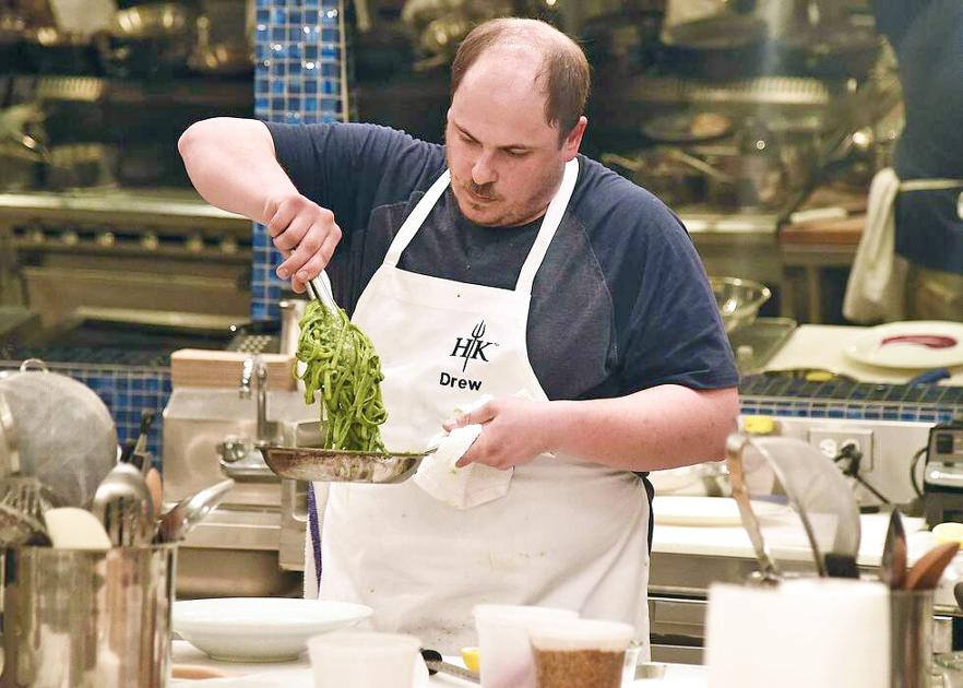 Valley Chef To Compete On Hell S Kitchen Applause Dailyitem Com