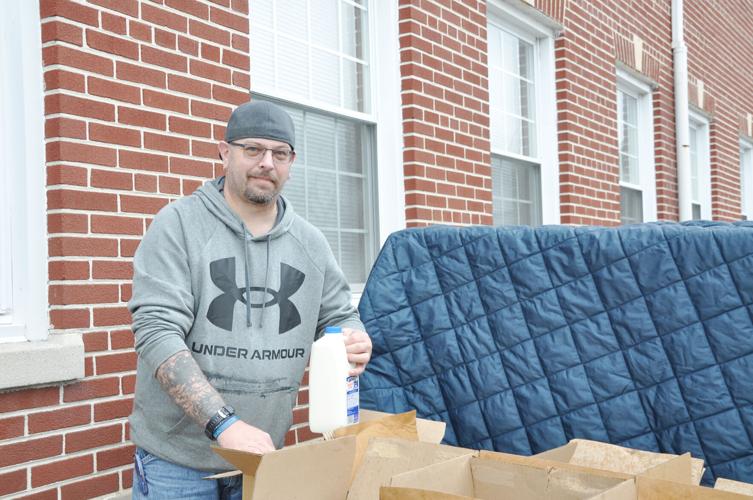 DanvilleRiverside Food Bank puts meals on tables for 350 families