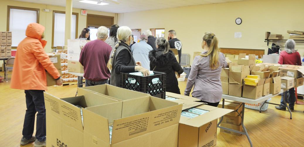 DanvilleRiverside Food Bank puts meals on tables for 350 families