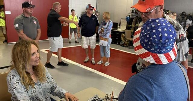 Daisy Duke draws hundreds to Pottsville Car Show