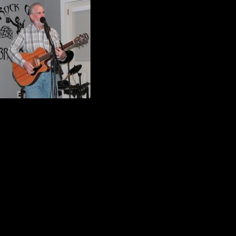 Open mics in the Valley opening doors for local talent